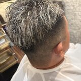 メンズホワイトカラー