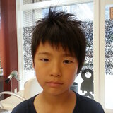 チャイルドカット（ショートアシメ）