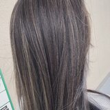 シルバーアッシュ系ハイライト